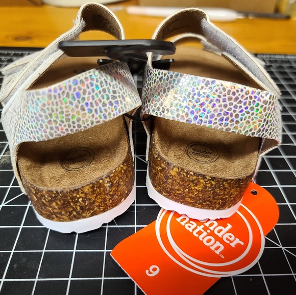 Wonder Nation Toddler girls Rainbow Holographic Snake skin Pattern 2 Strap Sanda - Picture 8 of 9